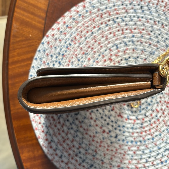 Tory Burch tan leather crossbody - Picture 5 of 10